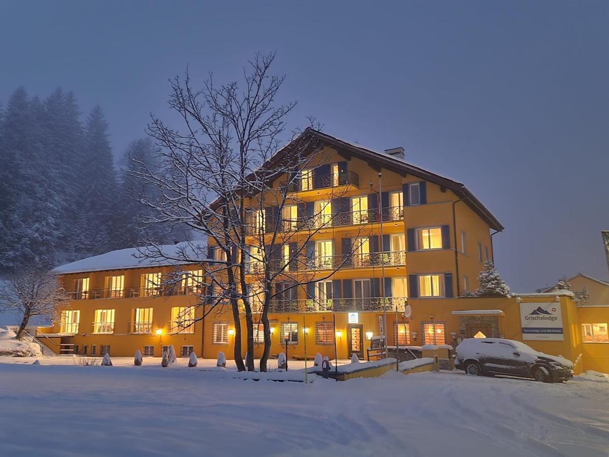 Grischalodge Das Hotel Mit Bergblick Seit 1929 - Schlicht, Preiswert Und Mit Einem Touch Nostalgie Parpan Exterior foto
